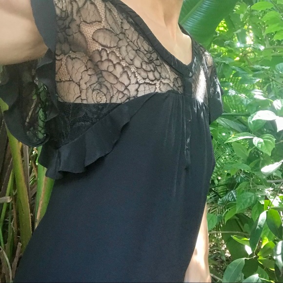 Rebecca Taylor lace black ruffle short sleeve blouse. Yellow corset tie back. SM - Picture 4 of 13